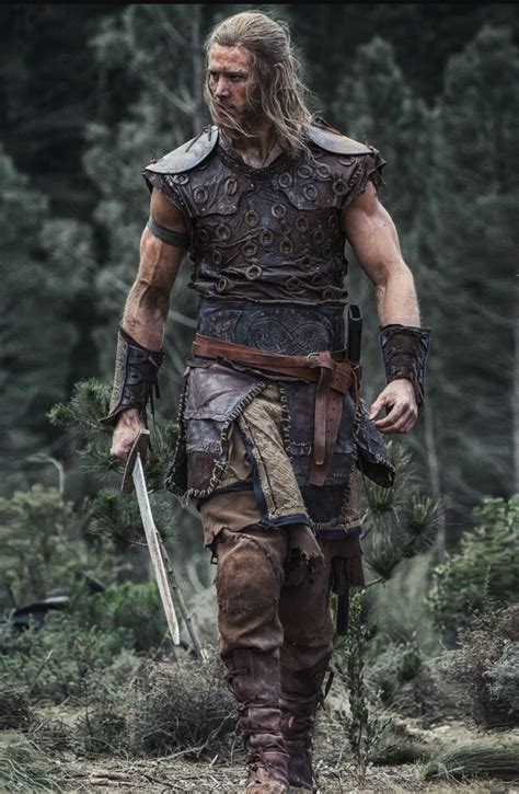 tom hopper and his arms roupas viking roupa medieval masculina traje de guerreiro