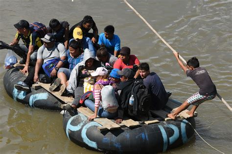 La Caravana De Migrantes Supera El Bloqueo De M Xico Y Reemprende Su Avance Hacia Ee Uu