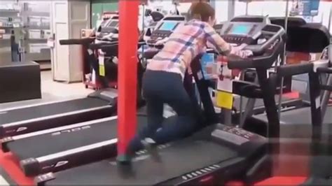 Treadmill Fails Compilation Try Not To Laugh Epi Youtube