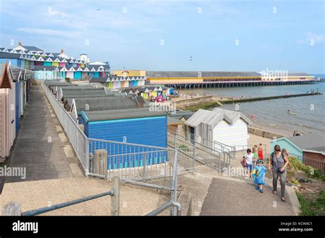 Walton On The Naze Hi Res Stock Photography And Images Alamy