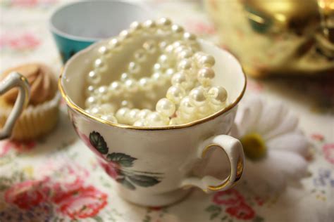 Tea Cups Pearls Tableware