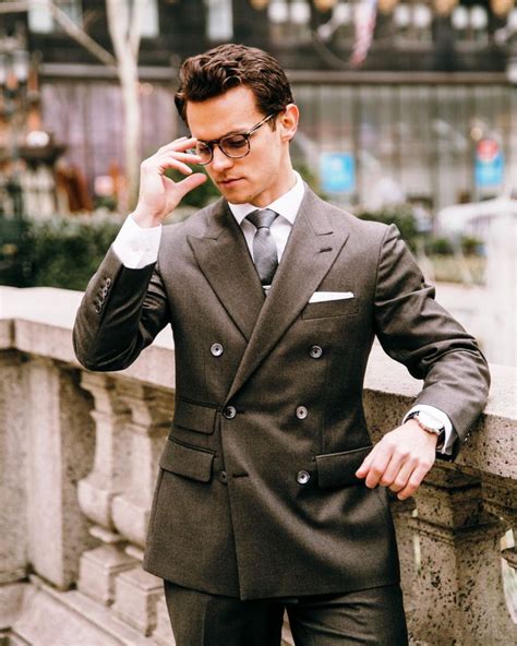 25 Stunning Double Breasted Suit Ideas To Try This Year Instaloverz Mens Fashion Smart