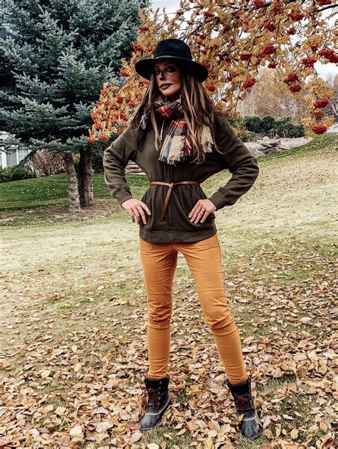 Communication was difficult and tense. Our Halloween Family Costume 2018: The Wizard of Oz ...