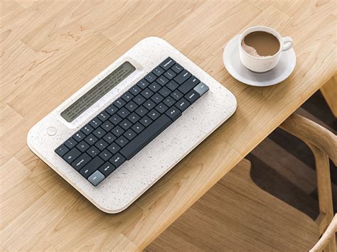 Alpha Portable Distraction Free Writing Device Helps You Focus On Daily