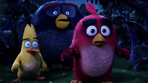 The Angry Birds Movie Pigs Are Stealing Eggs Youtube