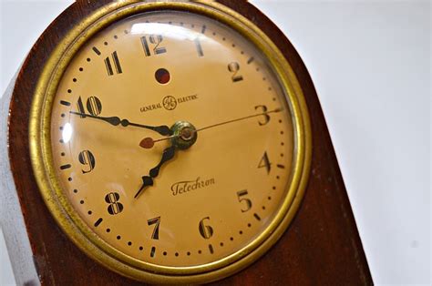 Three 1940s Ge Telechron Clocks Ebth