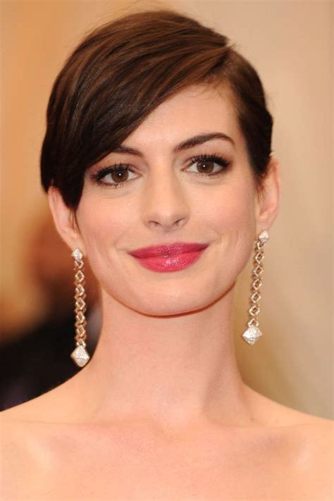 Top 48 Image Anne Hathaway Short Hair Vn