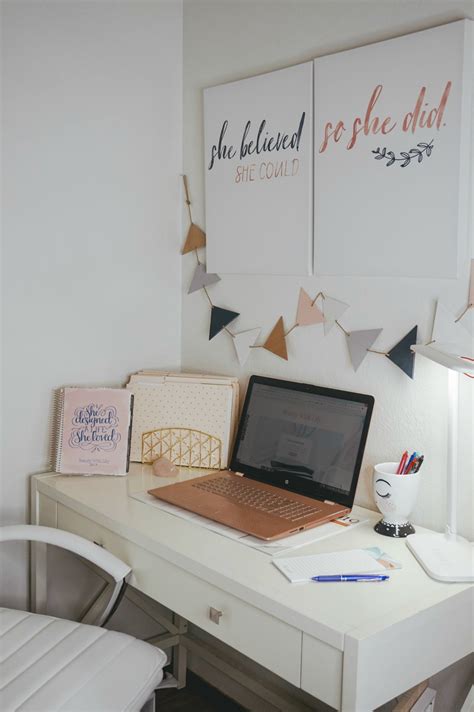 Small Office Space Ideas & Organization | Small space office, Girly office space, Office space