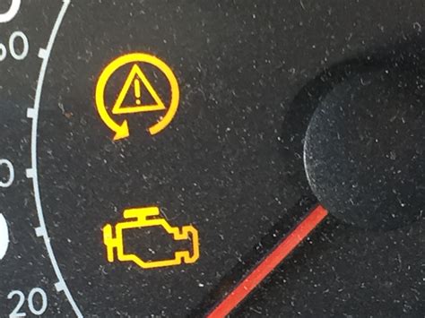 Vw Crafter Yellow Triangle Warning Light