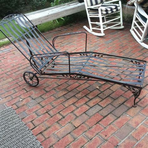 Vintage Wrought Iron Classic Woodard Chaise Lounge Orleans Pattern