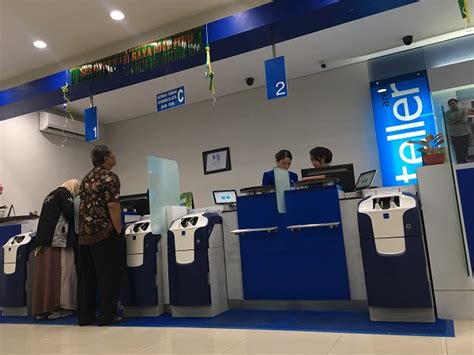 Deposito emas di bank bca. Deposito BCA: Pengertian, Suku Bunga, hingga Simulasi Hitung | Qoala Indonesia