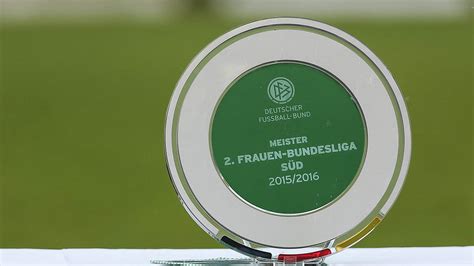 Neuer, unbenutzter und unbeschädigter artikel in. Titelverteidiger Hoffenheim II startet gegen Frankfurt II ...