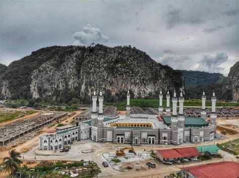 17 jun, 2021 (07 zulkaedah, 1442) waktu solat bagi kawasan gua musang (daerah galas dan bertam), jeli: Masjid Razaleigh, Gua Musang Umpama 'Mini' Masjidil Haram ...