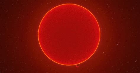 Stunning Picture Of The Sun Is One Of The Clearest Ever Taken From