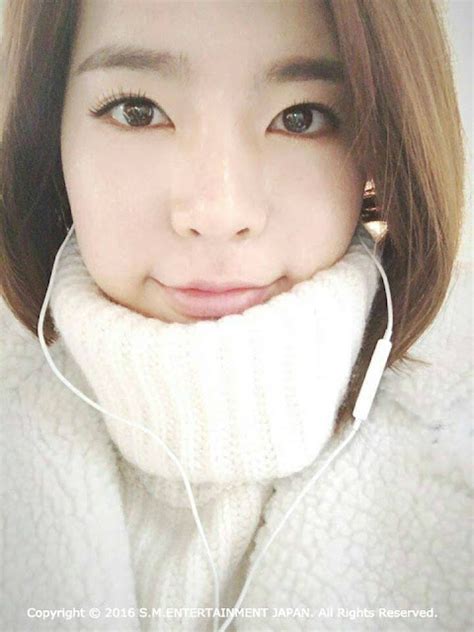 Snsd S Sunny And Her Cute Selfie Wonderful Generation