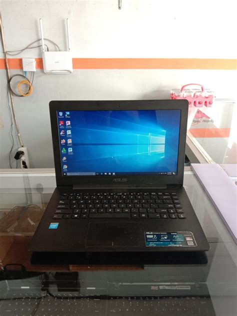 Laptop Asus X453M Hitam INTEL CELERON RAM 2 GIGA HARDDISK 500 GIGA
