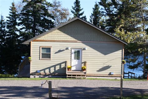 Within a radius of 2 miles of gooseberry falls state park, there is only 1 listed accommodation option. Duluth, Minnesota Cabin Rentals & Getaways - All Cabins