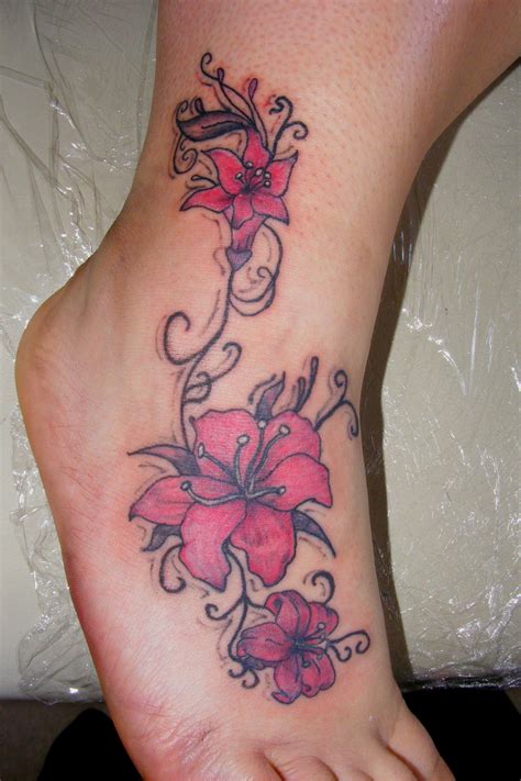 Https://tommynaija.com/tattoo/flower Vines Tattoo Designs