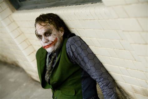 The Dark Knight Returns With New Behind The Scenes Batman And Joker