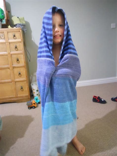 Comparison chart of best baby hooded towels. How to make a hooded towel… | Hooded bath towels, Towel, Hoods