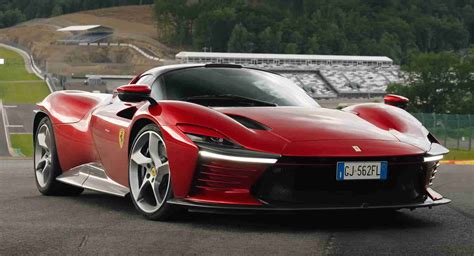 Ferrari Shows Its New Daytona Sp3 Racehorse Car Lab News