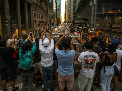 Manhattanhenge 2023 Complete Guide To Nyc Magical Sunset