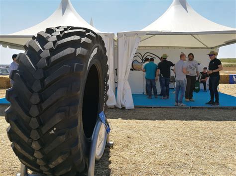 Michelin Presente En Demoagro Con Su Gama De Neum Ticos Agr Colas