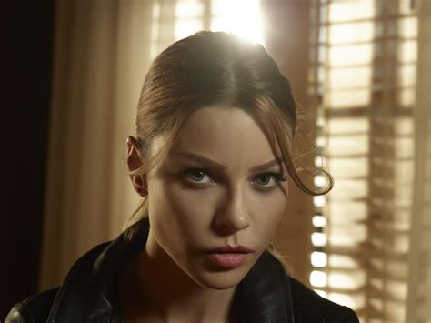Chloe Decker As Lauren German In Lucifer Hd Tv Shows 4k Wallpapers