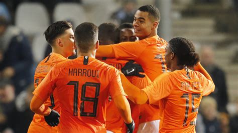 Arnold bruggink is the most capped player for jong orange. Jong Oranje is geen verplicht nummertje meer: 'We willen iets bereiken' | NOS