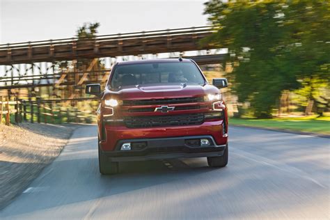 2020 Chevy Silverado 1500 Diesel Tops Rivals With Epa Estimated 33 Mpg