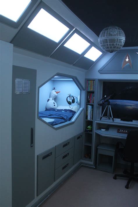 Star Trek Syfy Spaceship Bedroom Boys Space Ss 7 Imagination Futuristic