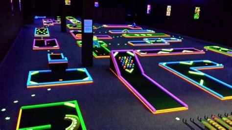 Alabamas Indoor Glow In The Dark Mini Golf Course Creates An