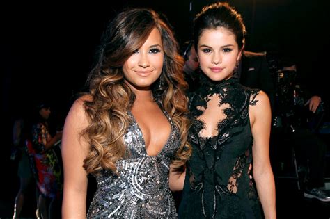 Demi Lovato Selena Gomez Lesbian Pics Telegraph
