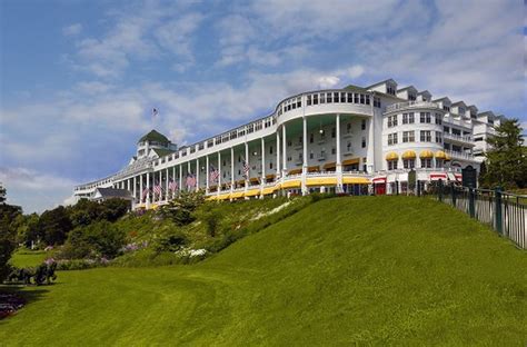 Mackinac Islands Grand Hotel Named Michigans Best For Second Straight