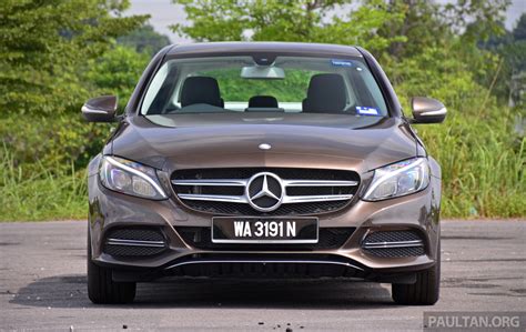 New car pricing new listing price comparison and analysis. GALLERY: W205 Merc C-Class vs F30 BMW 3 Series W205 ...