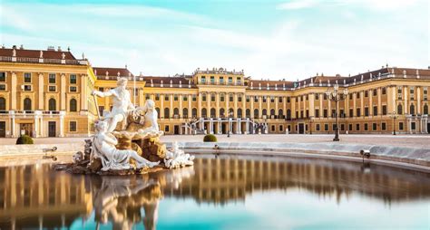 A Quick Travel Guide To Viennas Schönbrunn Palace Vienna Austria