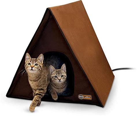 Heated Outdoor Cat House For Winter