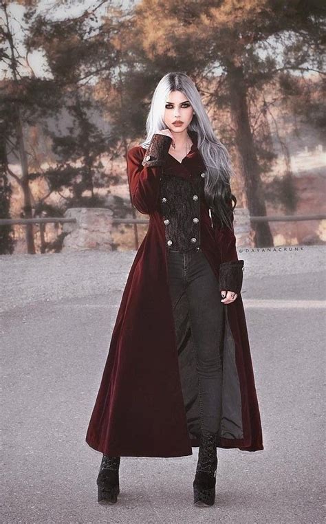 Model Dayana Crunk Outfit Devilnight Welcome To Gothic And Amazing