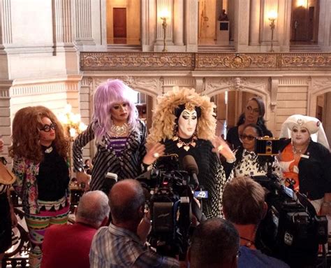 Facebook Apologises To Drag Queens For ‘real Name Policy Dazed
