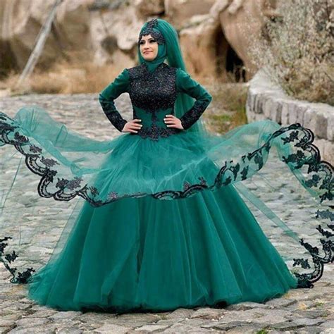 Turquoise Arabia Muslim Evening Dress With Long Sleeve Black Lace Hijab