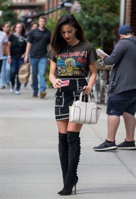 Celebrity Life News Photos Olivia Munn In Towering Boots And A Mini