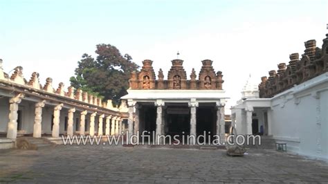 Sri Chamarajeshwara Swamy Temple In Mysore Youtube