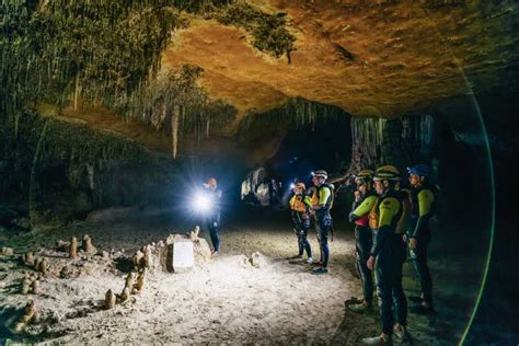 Mallorca Aventura De Medio Día En Cuevas Marinas Getyourguide