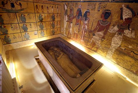 video could queen nefertiti be hidden behind king tut s tomb watch pbs newshour online