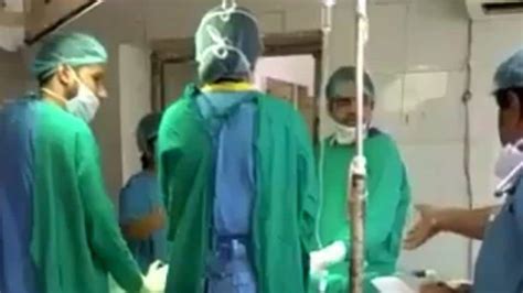 Doctors Fight In Operation Theatre In Jodhpur Hospital Woman Loses