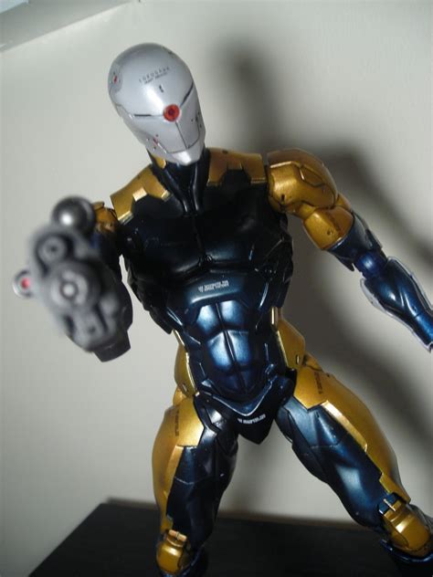 My Shiny Toy Robots Toybox Review Play Arts Kai Cyborg Ninja