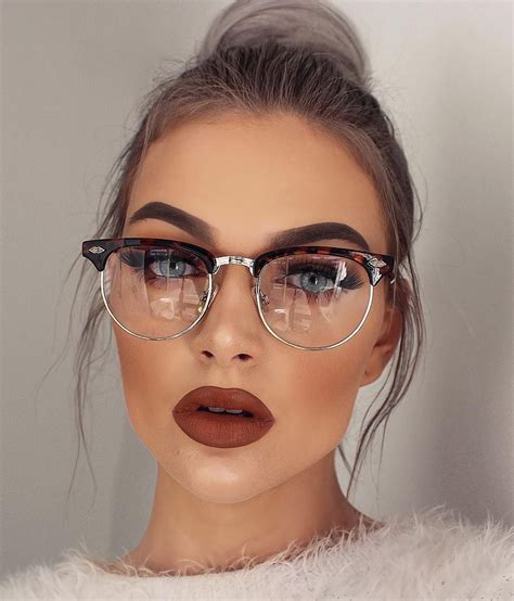 Consulta Esta Foto De Instagram De Silkeveltkamp • 232 Mil Me Gusta Glasses Eye Makeup