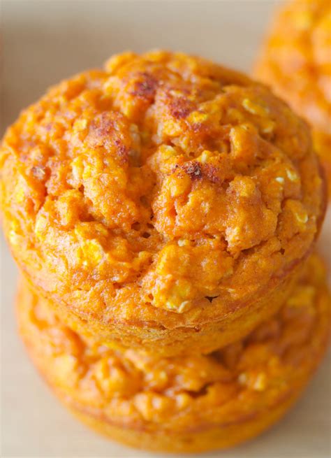 Pumpkin Spice Oatmeal Muffins Savvy Naturalista