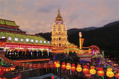 Ia dibina pada tahun 1890. Kek Lok Si Temple