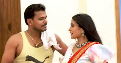 pramod premi yadav new bhojpuri song kalkatiya saree release watch video new bhojpuri song धूम